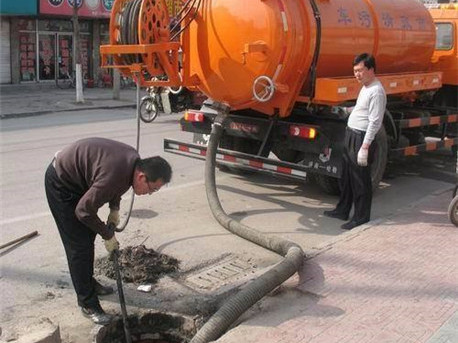 坦洲镇清掏化粪池，健康生活从这里开始